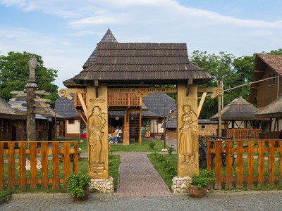 Готельно-Ресторанний Комплекс PUBLO